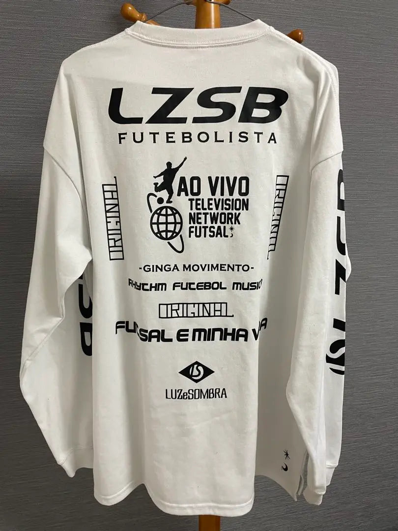 Luz e Sombra Futsal Long Sleeve T-Shirt L