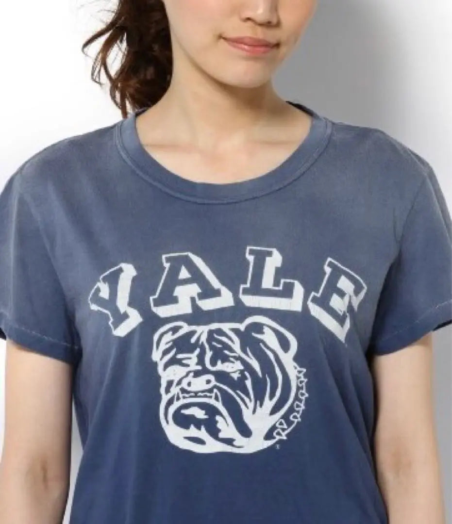 Second yale vintage bull t