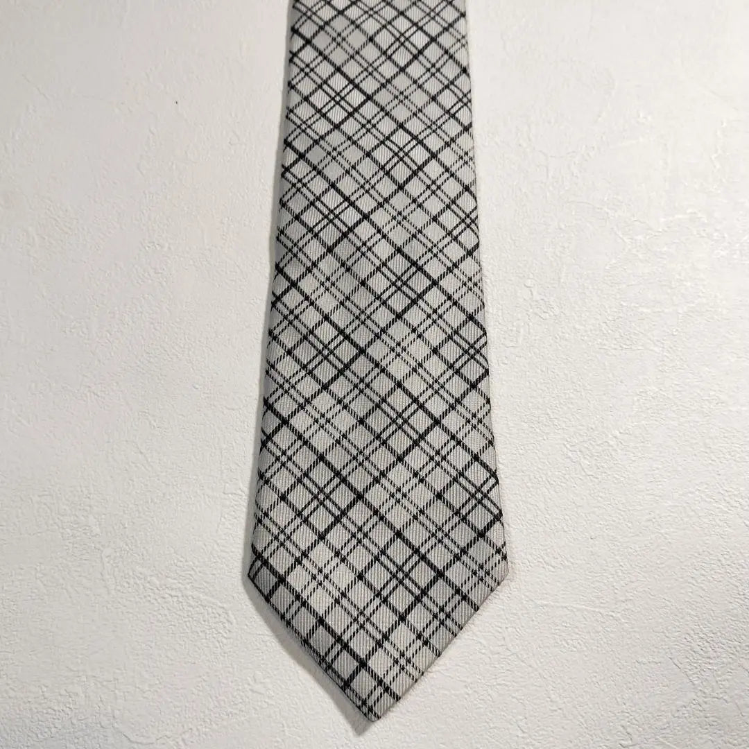 Beautiful condition ✨️Burberry Black Label Tie White Check Silk Made in Japan