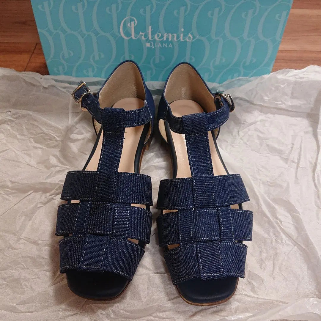 Artemis Diana Denim Sandals M