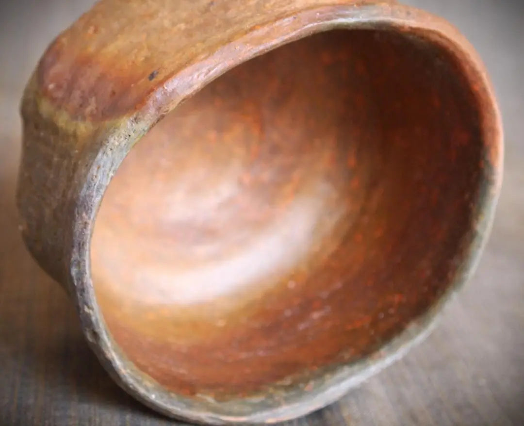 Top work★Yokoyama Naoki 《Master: Kawabata Fumio》★Bizen (Kiln-changing) Naturally cured tea bowl★With box・Cloth