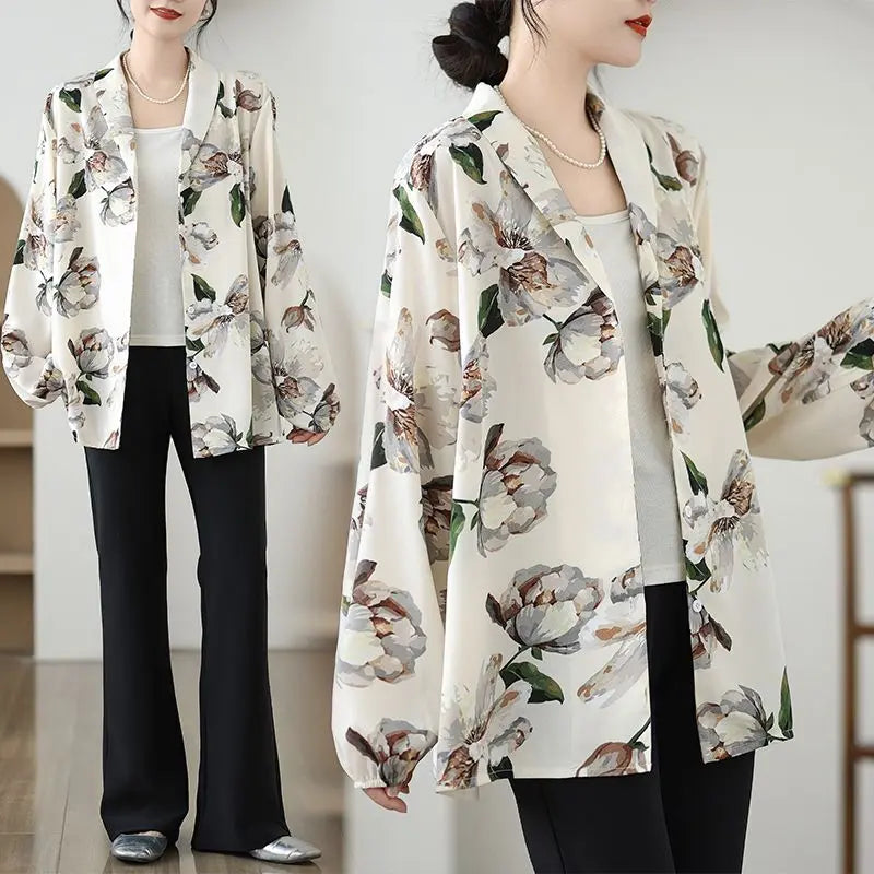 New ◎ Very popular print outerwear for commuting retro and relaxed buttons elegant