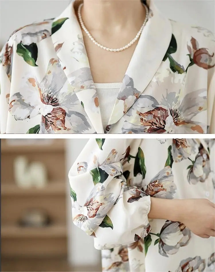 New ◎ Very popular print outerwear for commuting retro and relaxed buttons elegant