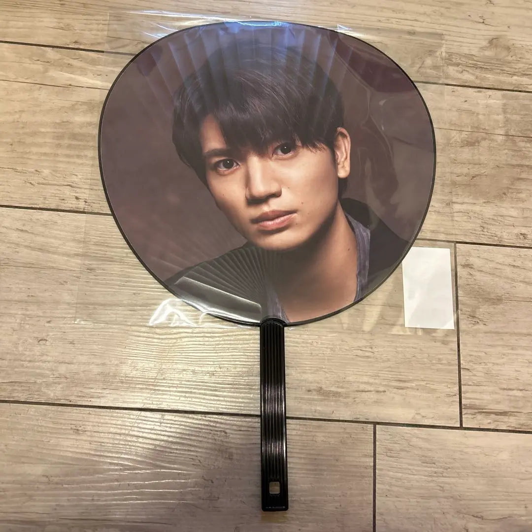 SIXTONES Yugo Yoga Uchiwa YONGOLD