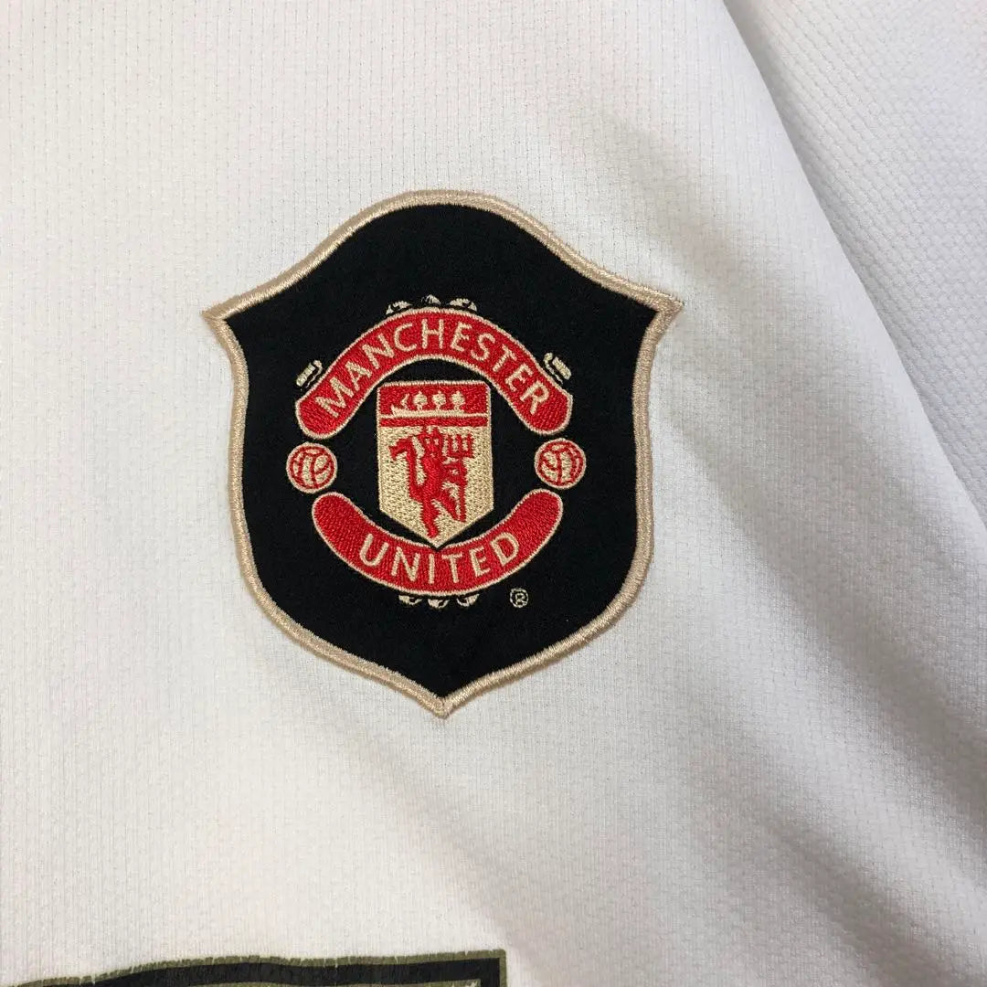 Camiseta de fútbol de uniforme de juego del Manchester 2852 con logotipo bordado en blanco