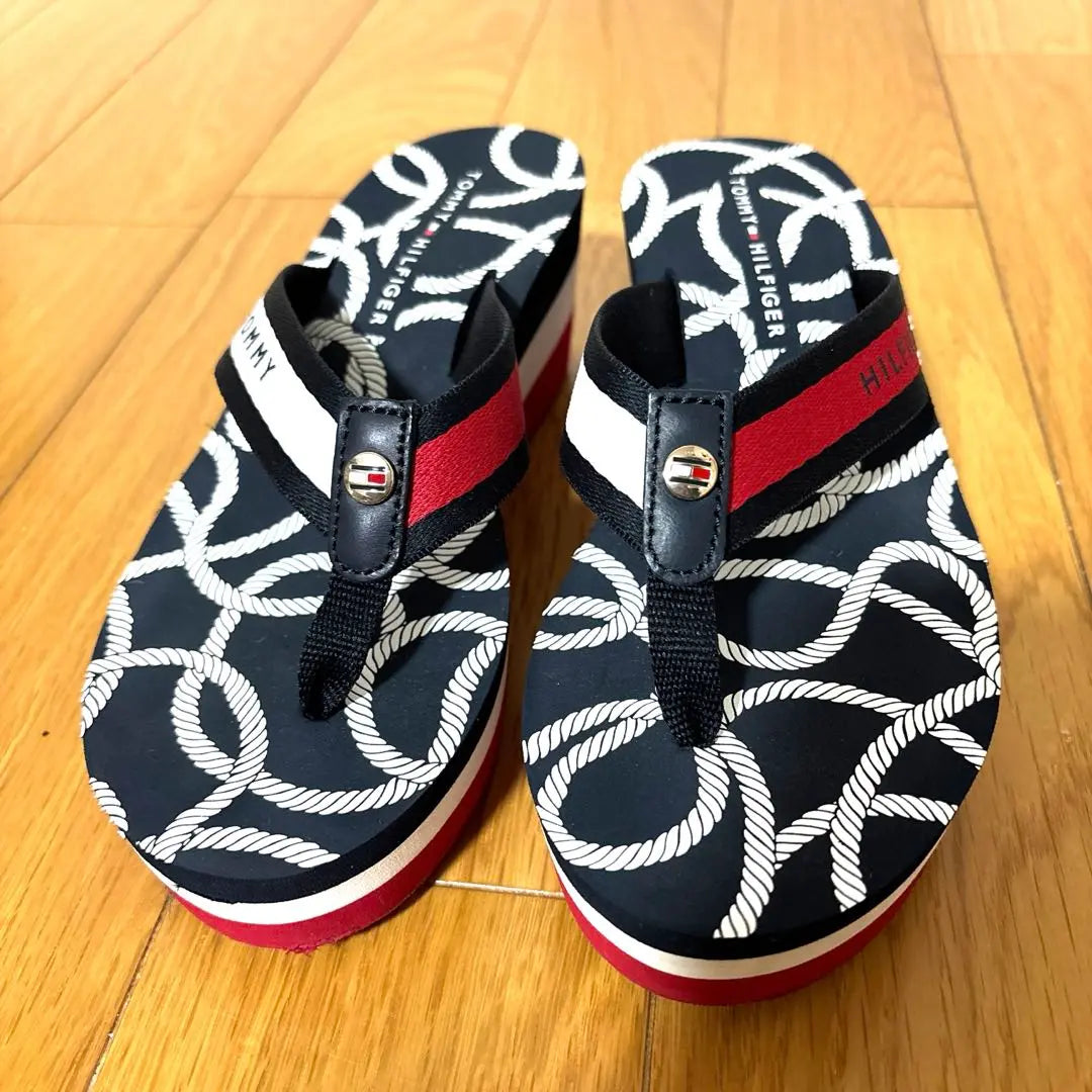 [Tommy Hilfiger] Sandalias de mujer de suela gruesa 24-24,5 cm, envío el mismo día