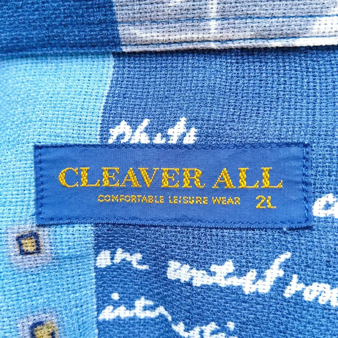 Good condition ✨Cleverool Short-sleeved shirt All-over pattern Large English lettering Made in Japan