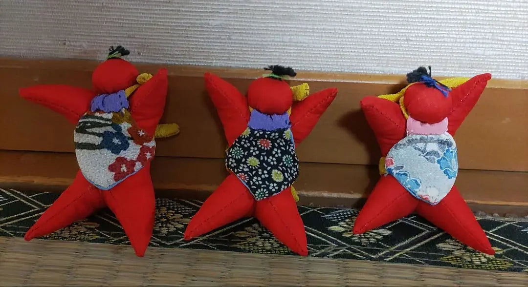 Almost 3 bodies of crepe crafts | ちりめん細工　小物　さるほぼ　3体