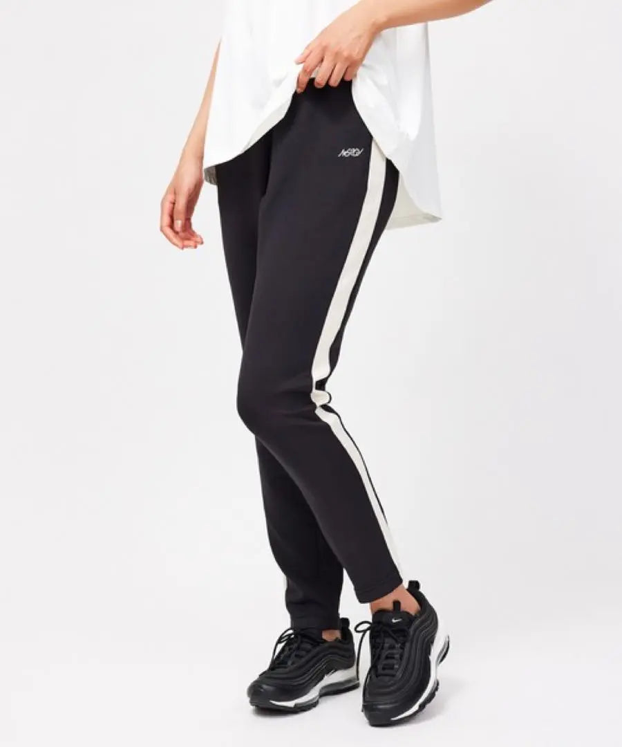 NERGY Athlounge UV Cooling Side Line Pants