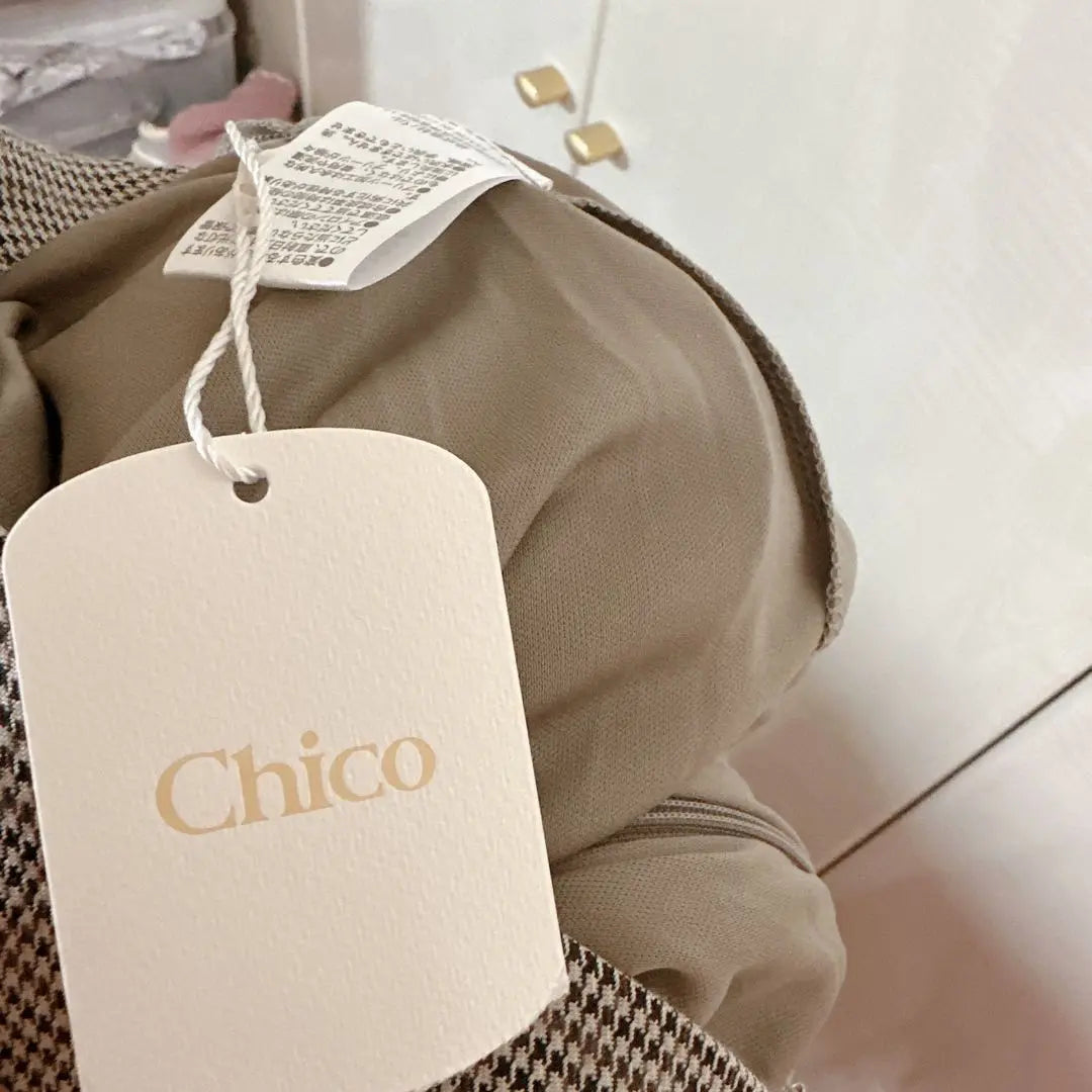 Chico♡ Beautiful legs look skirt set