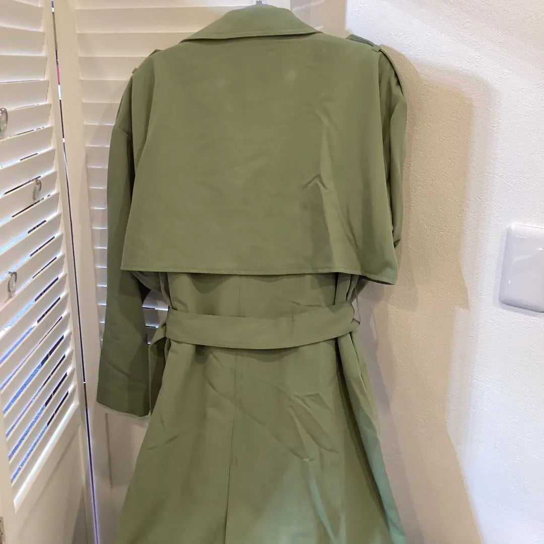 [Mila Owen] Gabardina ancha con mangas dolman para mujer verde