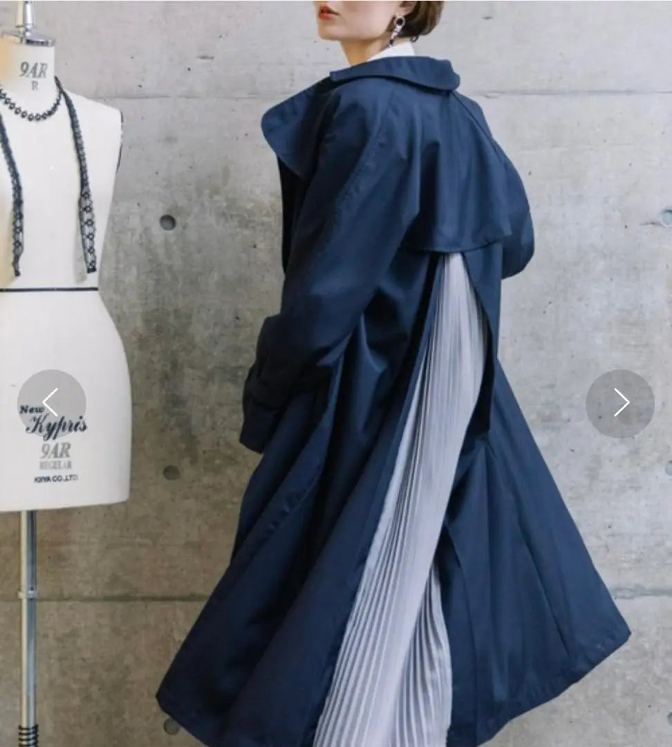 Mysa&Liina Back Pleated Trench Coat