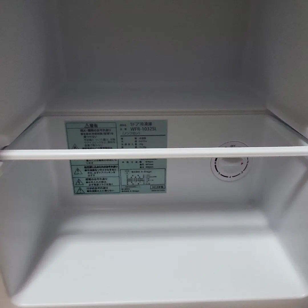 Good condition 1-door freezer WFR-1032SL Silver 32L Escubism