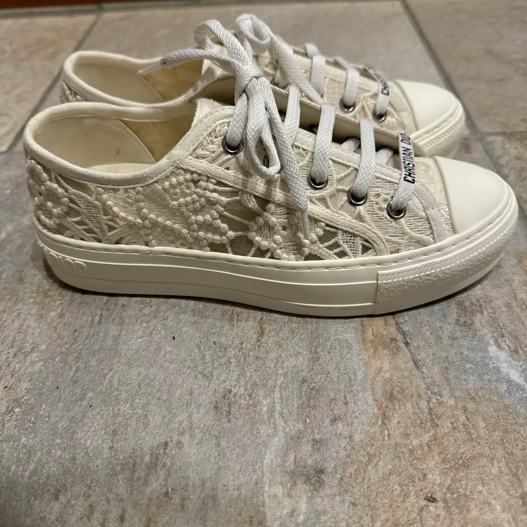 Zapatillas Christian Dior Lace 35 Medio Nuevo Sin Usar | Christian Dior レース スニーカー 35ハーフ 新品未使用