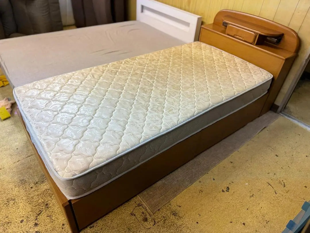 (3076W2)* Single bed mattress included, drawer included