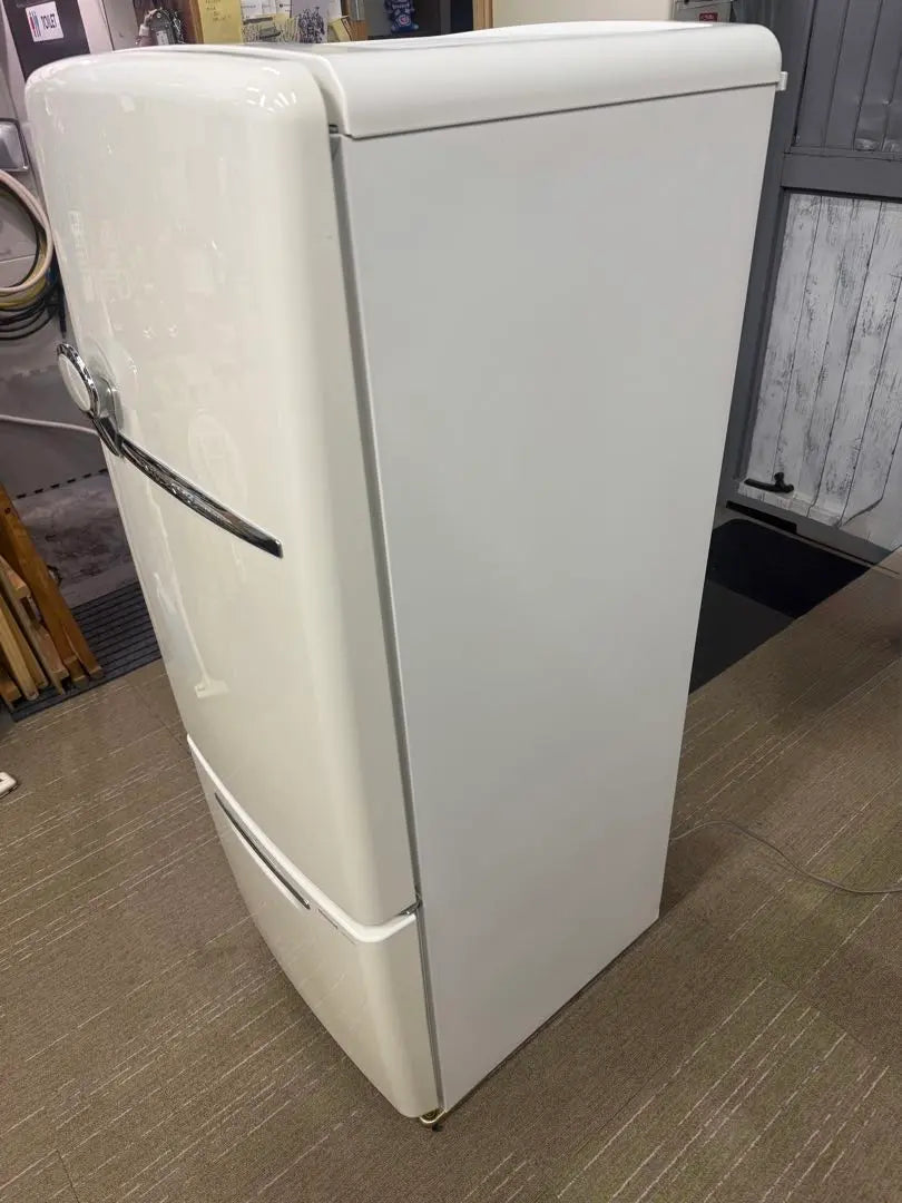 [Trabajos de lavado y desinfección] Electrodomésticos Retro Refrigerador Congelado NACIONAL NR-B16RA-W | 【洗浄消毒作業済】レトロ家電 Nacional 冷凍冷蔵庫NR-B16RA-W