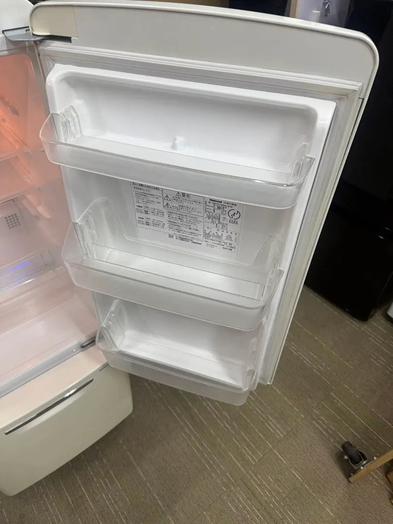 [Trabajos de lavado y desinfección] Electrodomésticos Retro Refrigerador Congelado NACIONAL NR-B16RA-W | 【洗浄消毒作業済】レトロ家電 Nacional 冷凍冷蔵庫NR-B16RA-W