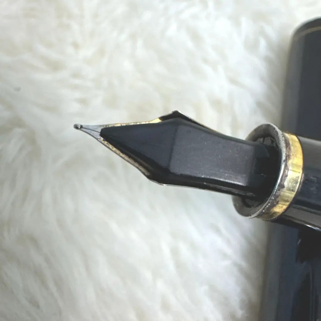 PILOT Fountain Pen H380 Black x Gold