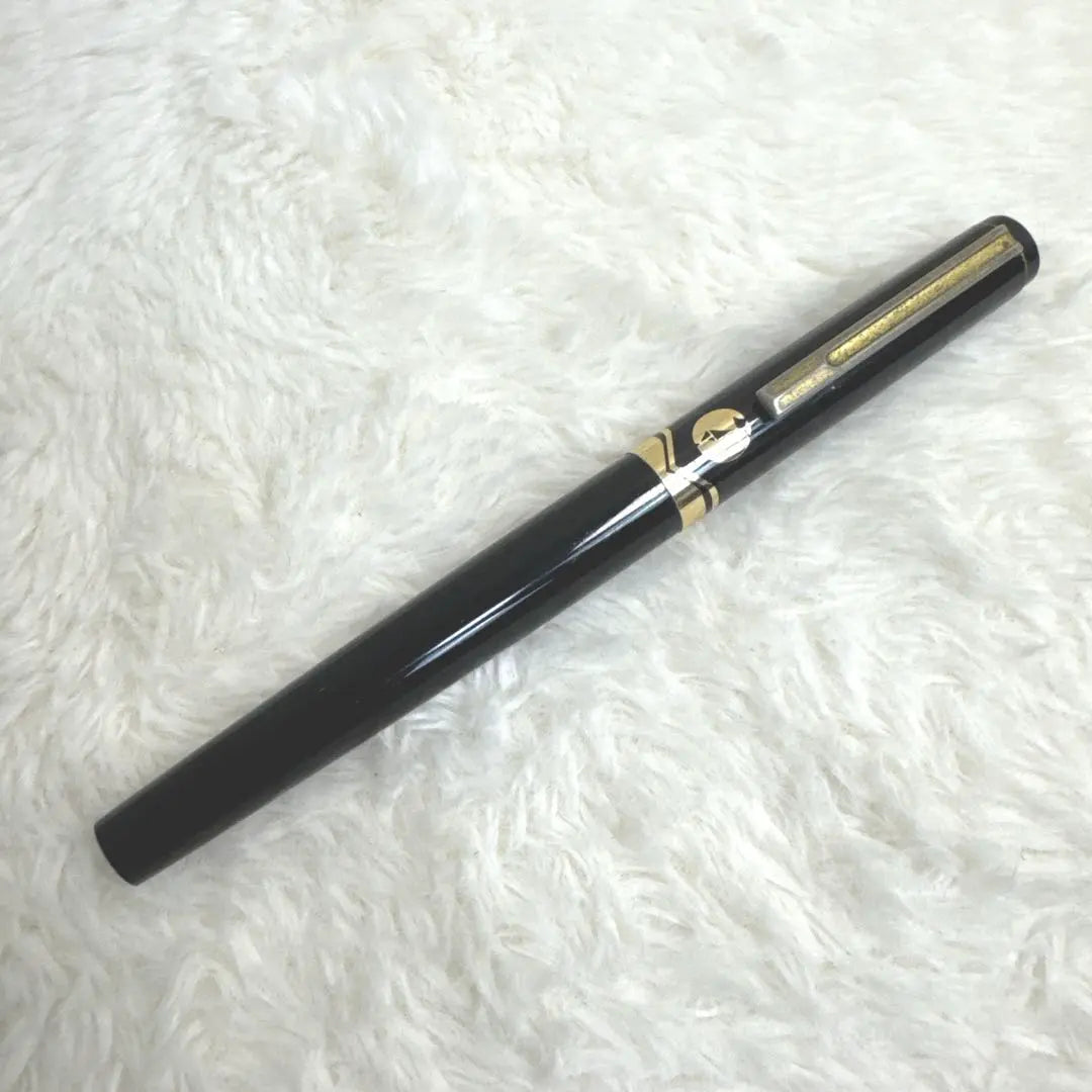 PILOT Fountain Pen H380 Black x Gold