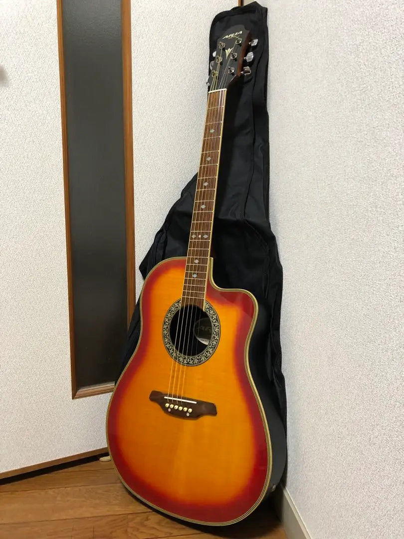 Adjusted ARIA AMB-35 CS with soft case, electric acoustic