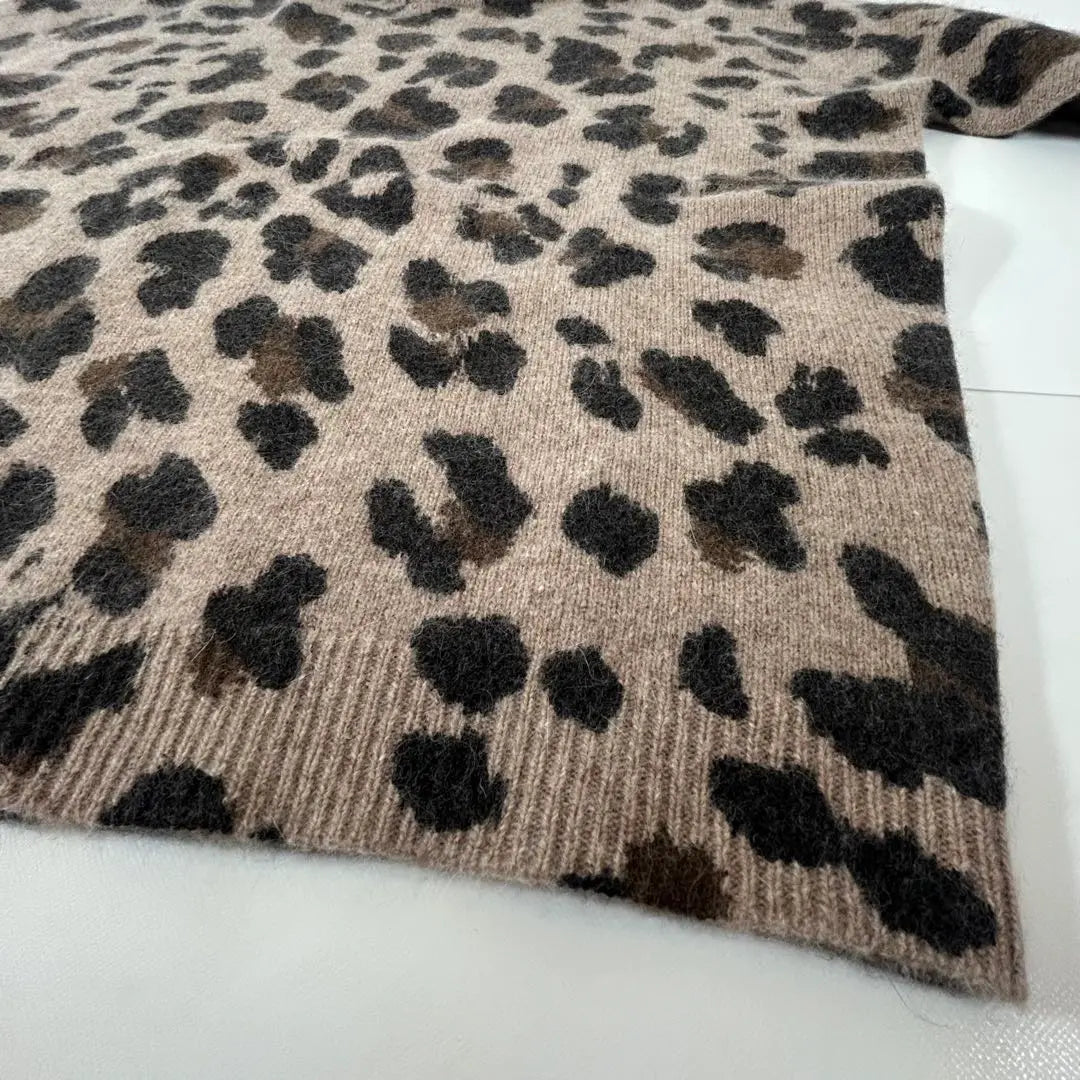 Tomorrowland McAfee Kaneko Aya Collaboration Leopard Jersey de manga corta Estampado de leopardo