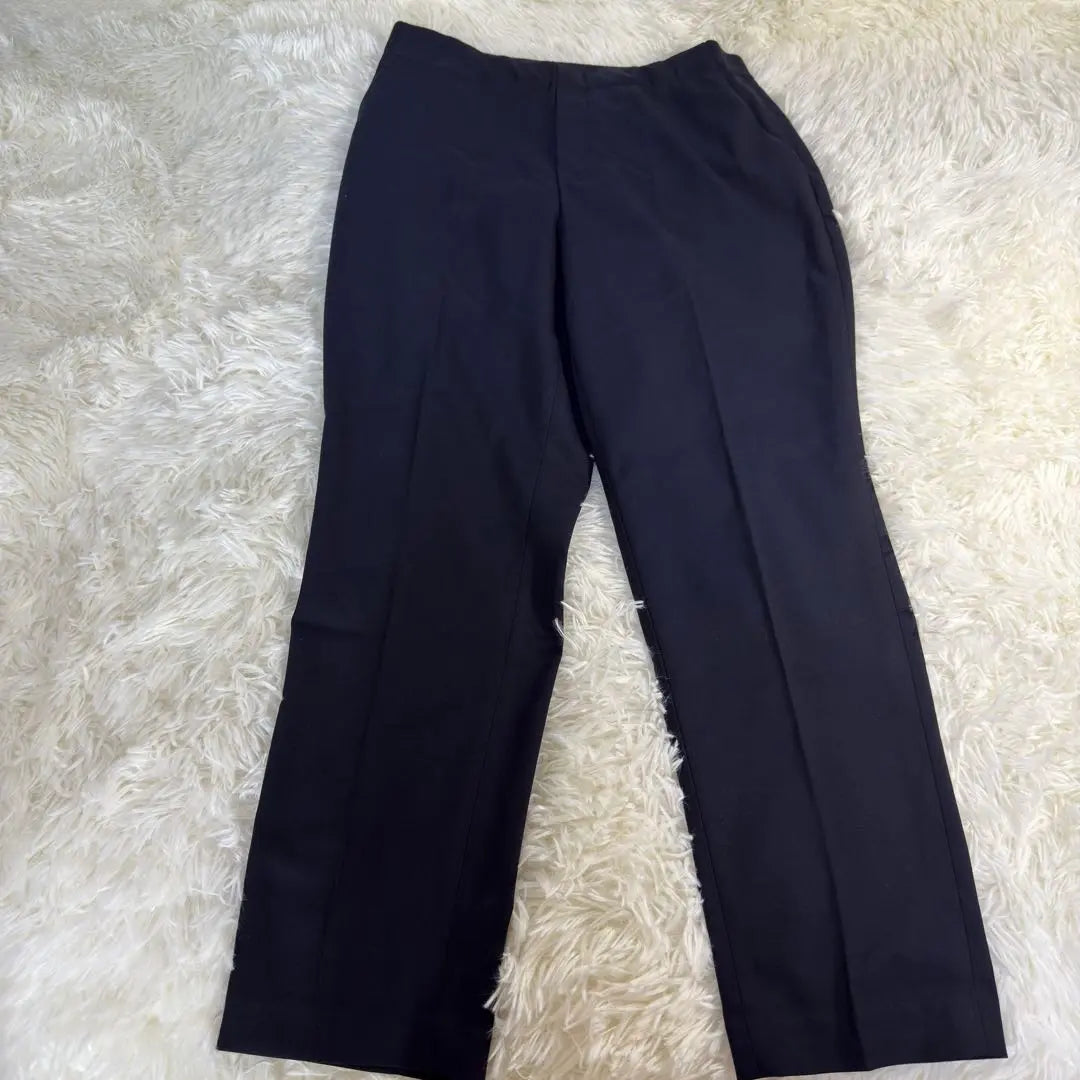 Uniqlo casual pants, back decoration pocket, elastic waist belt, plain navy blue