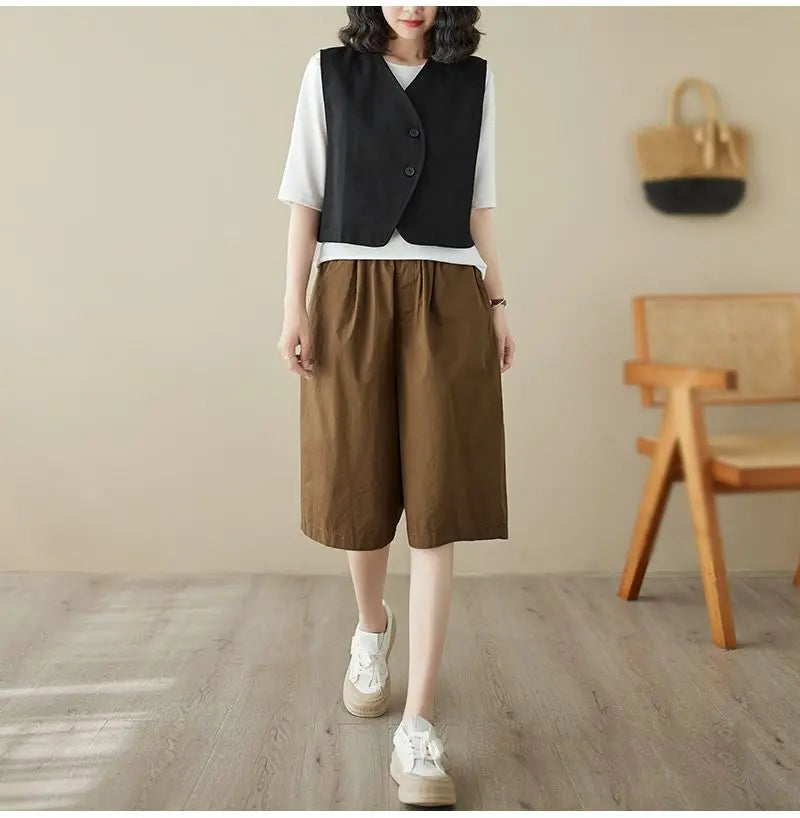 Highly stylish plain vest vest top simple button V-shaped collar