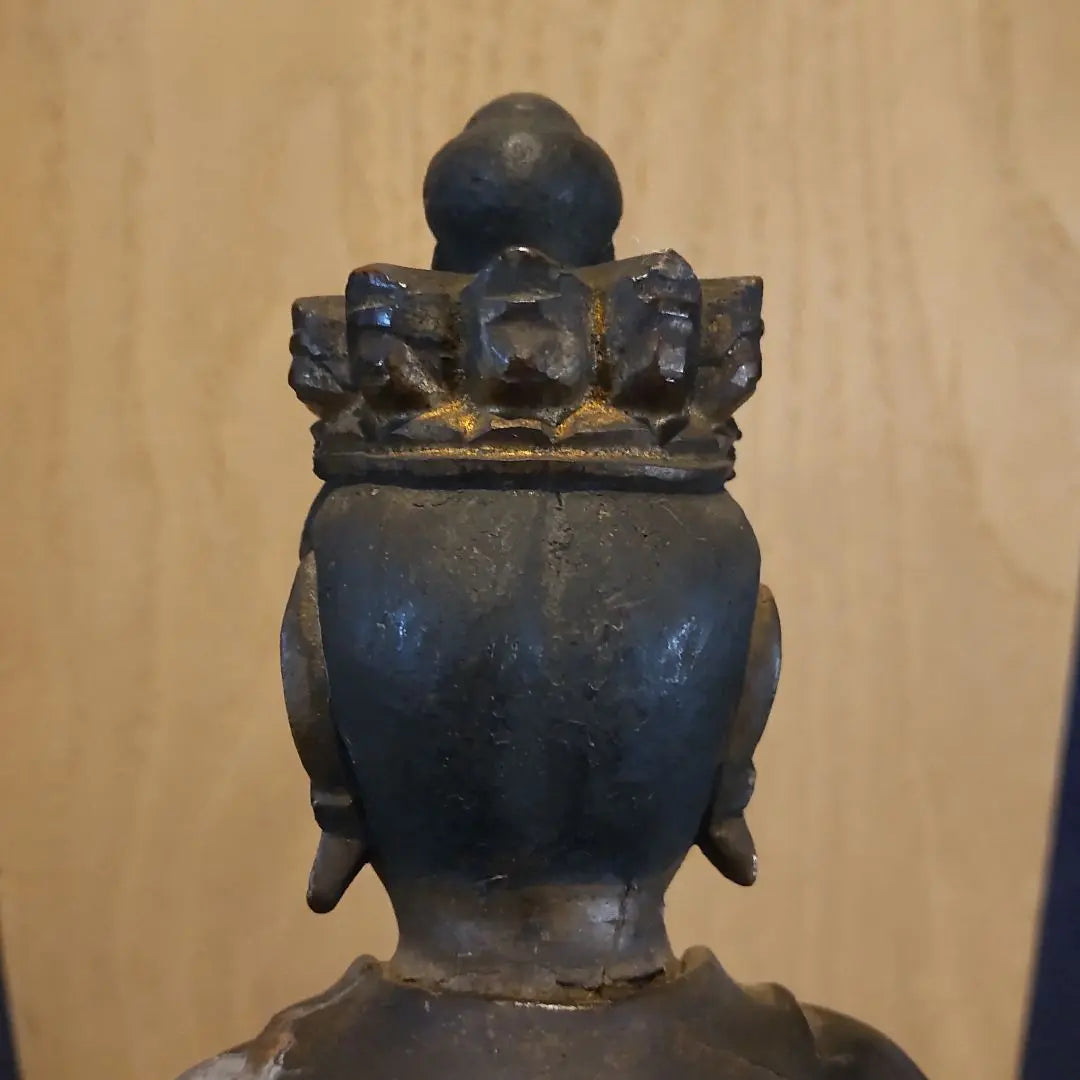 Arte budista n.º 13: Estatua de madera tallada de Kannon con once caras