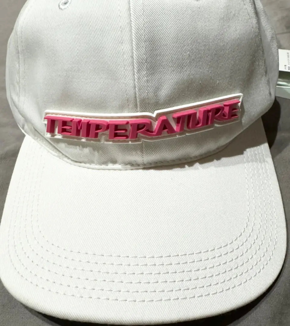 Off-White temperature cap