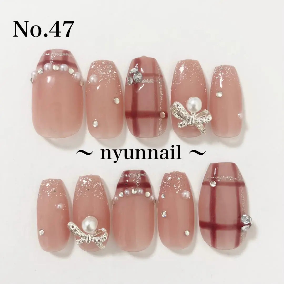 [Order] Nail tip, tweed check, pink sparkling ribbon, French glitter, grey grey grey