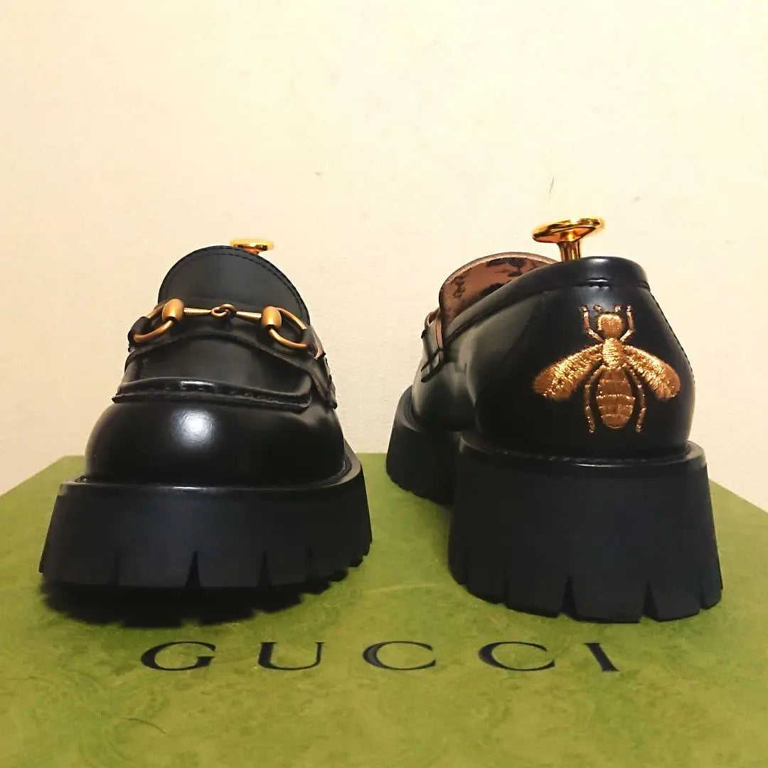 Good condition GUCCI Horsebit Loafers Lug Sole Bee Black 36