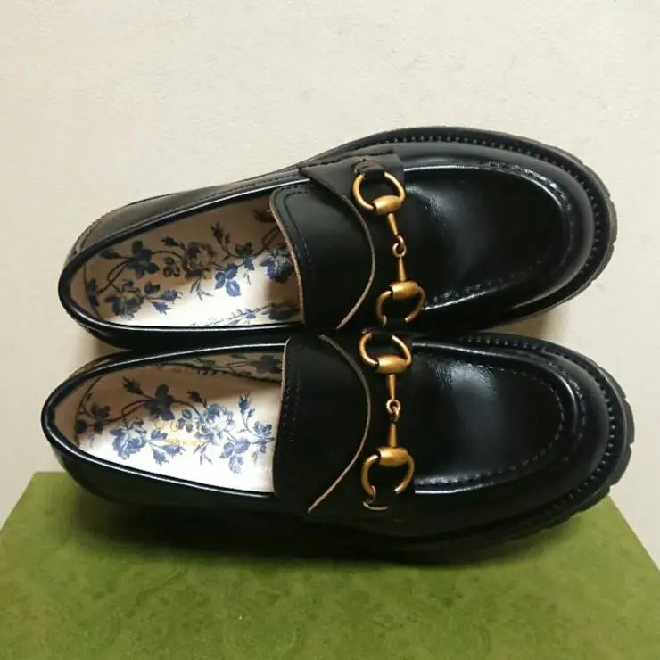 Good condition GUCCI Horsebit Loafers Lug Sole Bee Black 36