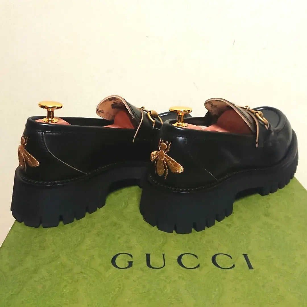 Good condition GUCCI Horsebit Loafers Lug Sole Bee Black 36