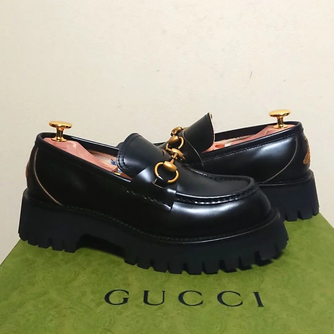 Good condition GUCCI Horsebit Loafers Lug Sole Bee Black 36