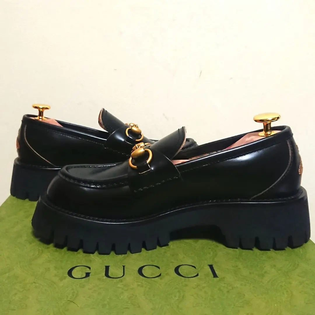 Good condition GUCCI Horsebit Loafers Lug Sole Bee Black 36