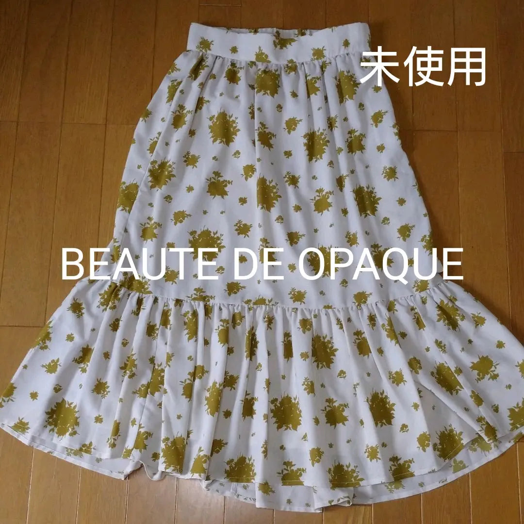 BEAUTE DE OPAQUE Unused Women's Floral Long Skirt