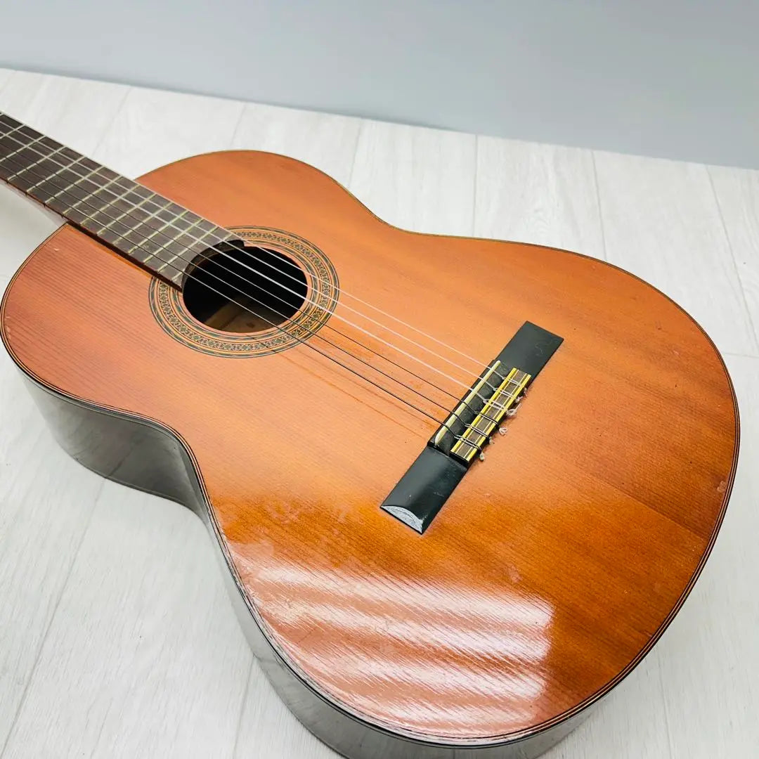 Guitarra acústica Yamaha G-70D