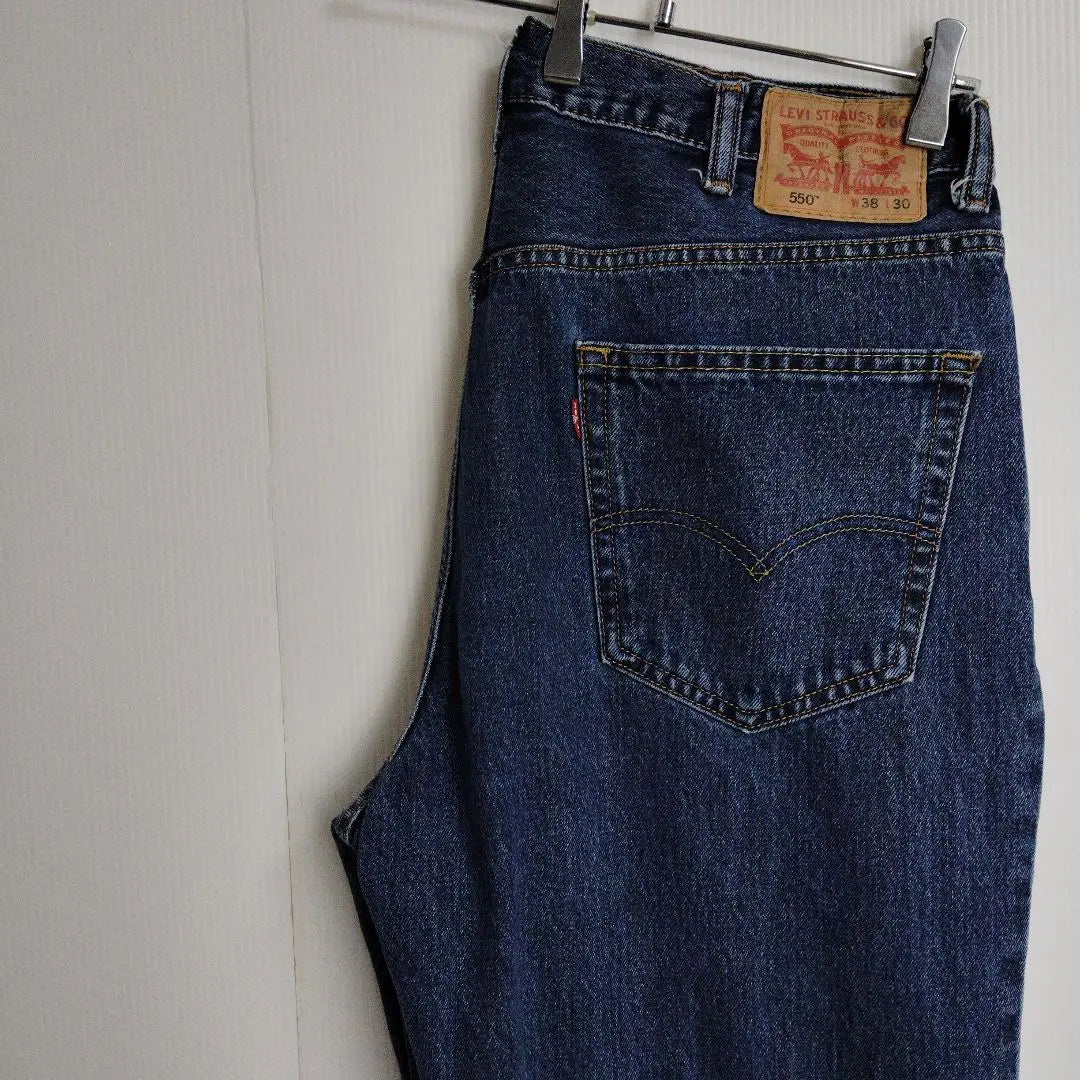 Levi's 550 Relaxed Tapered W38 L30 Jeans Denim Pants