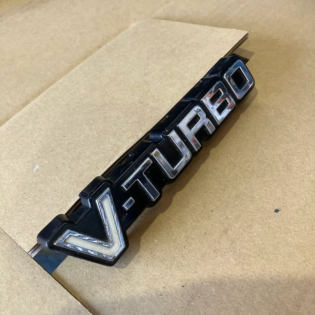 Nissan [At that time] V Turbo Emblem Old Car Cedric Gloria!!Shipping included!! ︎