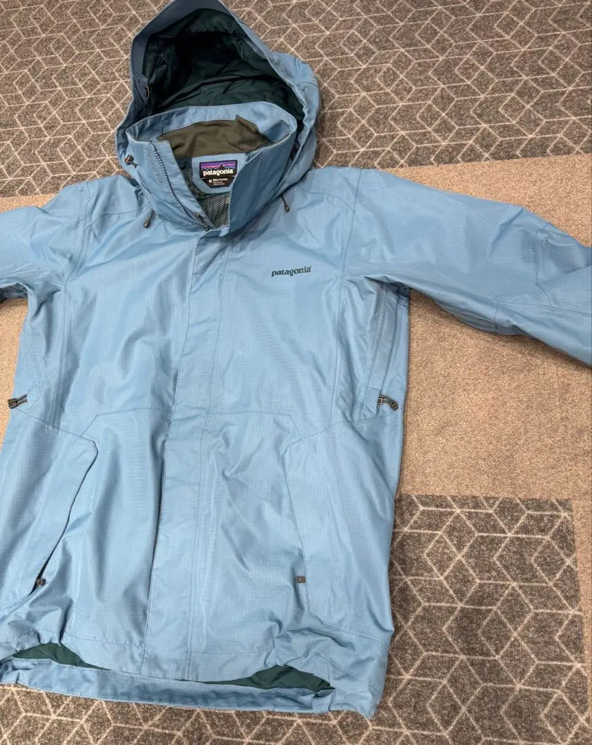 patagonia men's mountain parka size M degree excellent