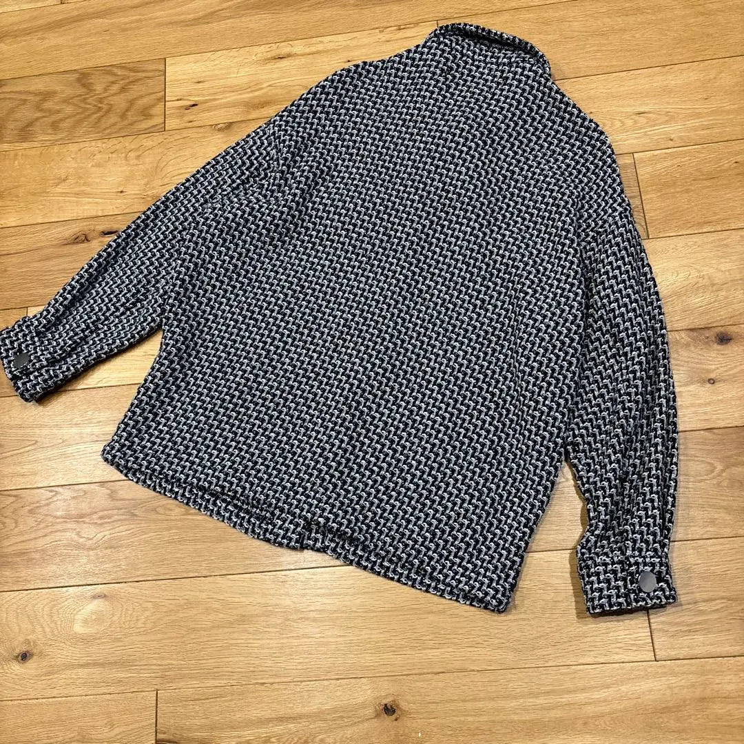 [ZARA]✳︎Bonita chaqueta de tweed✳︎Talla XS✳︎Tejido italiano