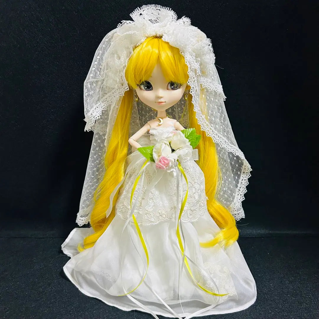 Pullip Tsukino Rabbit Wedding Version Regular Edition Sailor Moon