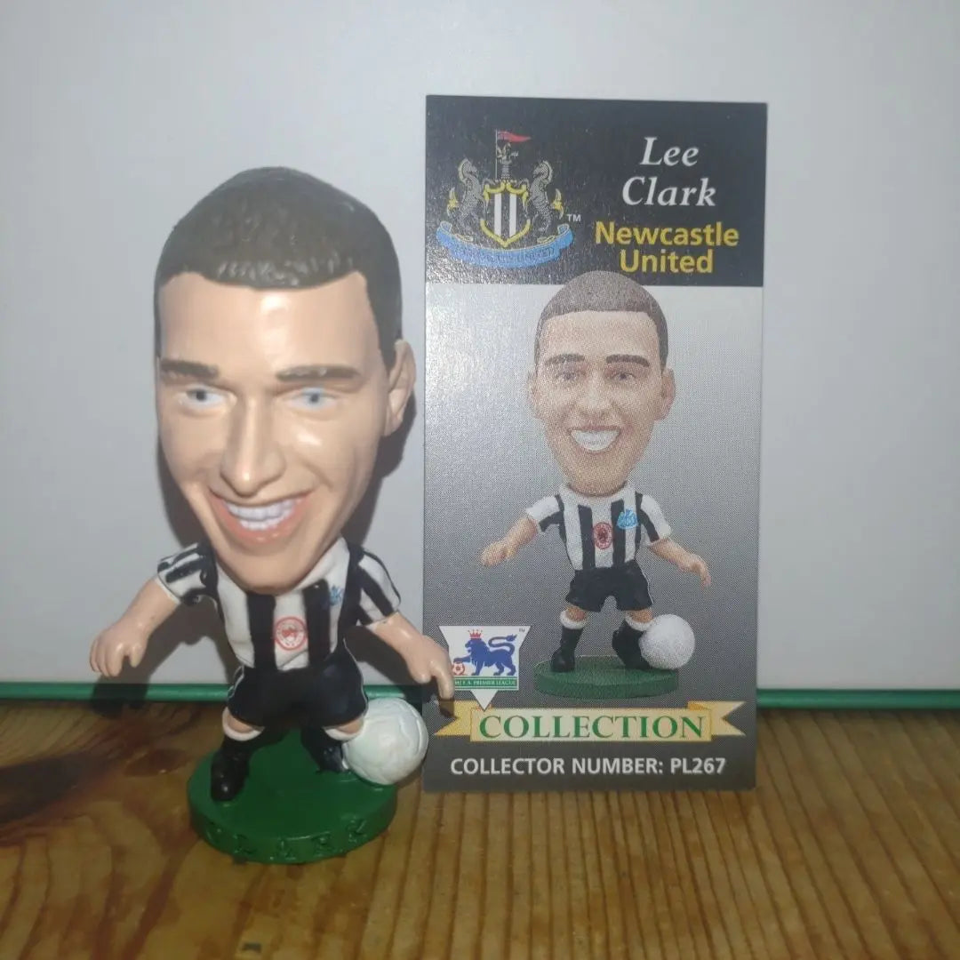 [Preciosa] Figura de fútbol de Lee Clark New Castle Corinsian