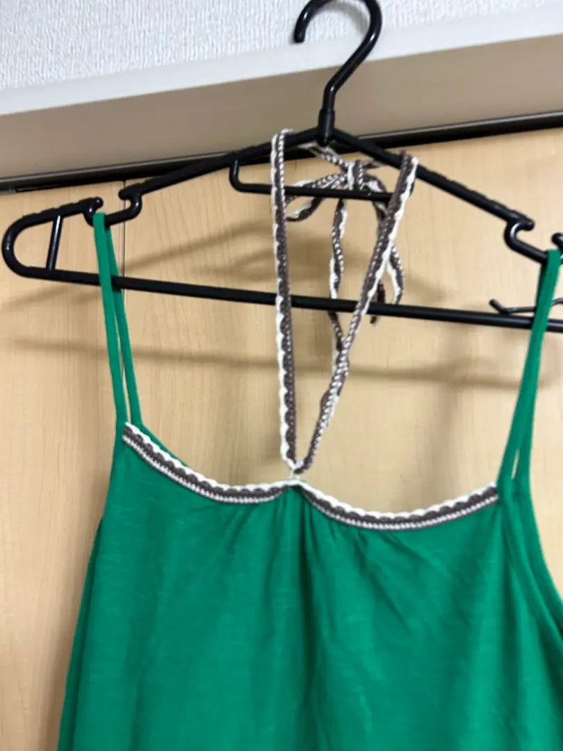 Good condition green camisole camisole final decision