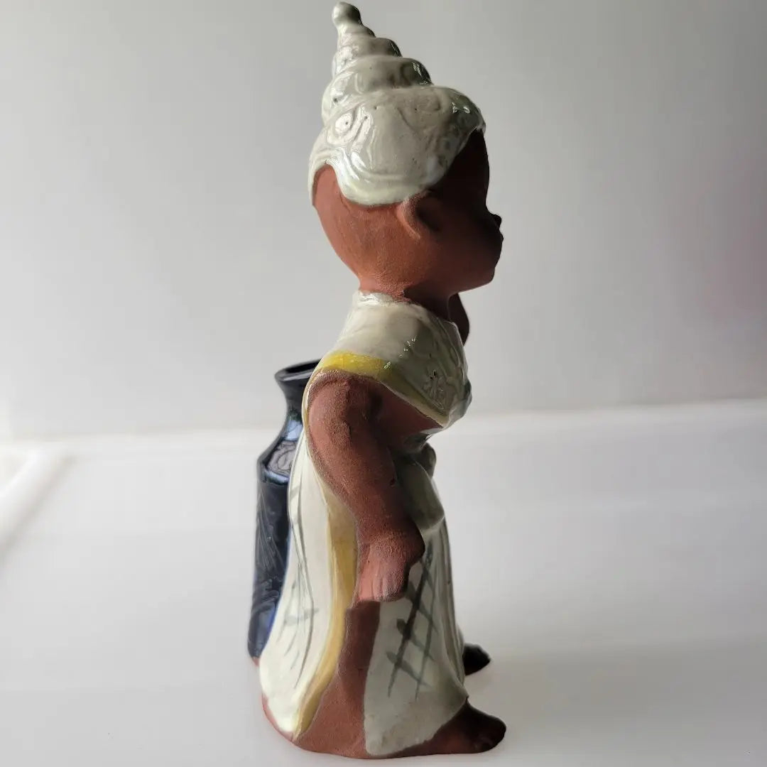 Ethnic costume children's pen holder