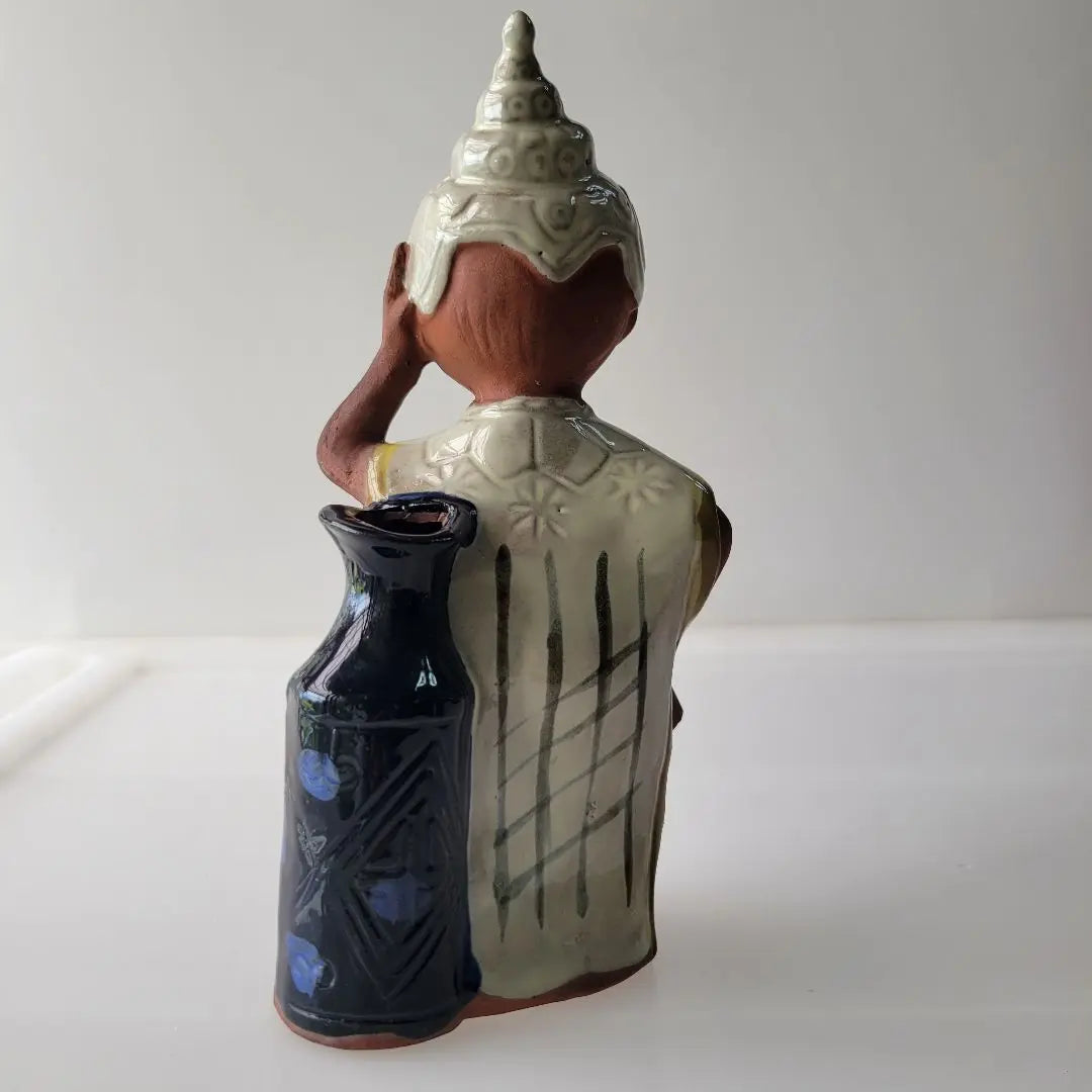 Ethnic costume children's pen holder