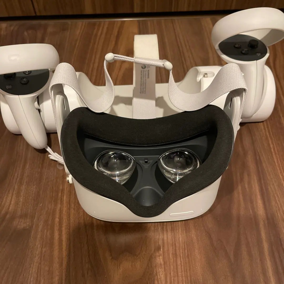 Meta OculusQuest2 256GB & ChargingDock