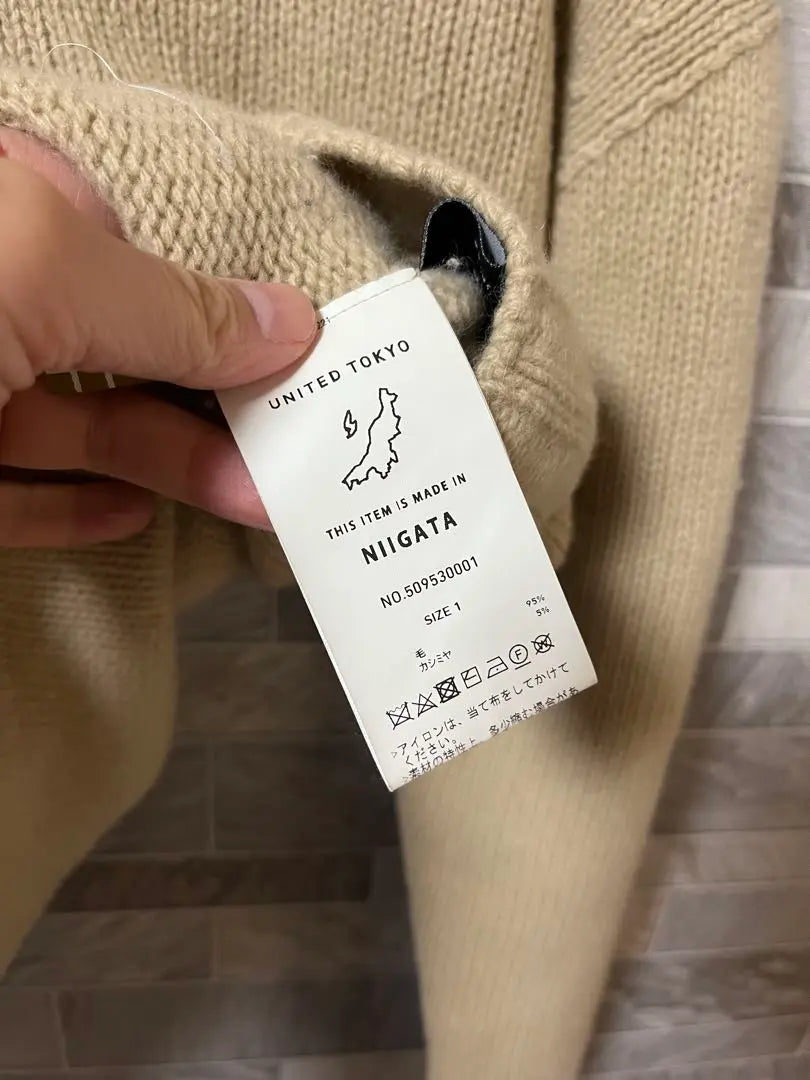 UNITED TOKYO Cashmere Wool Turtleneck