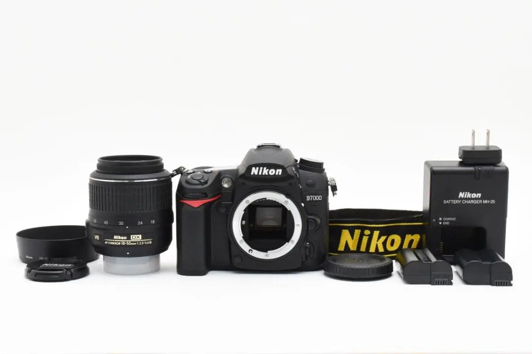 [Only 2293 shots] Nikon Nikon D7000 Digital SLR camera