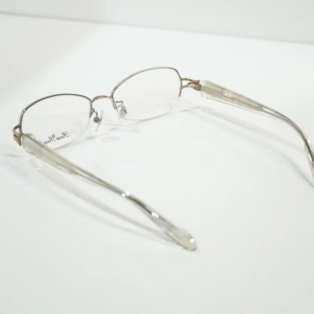 Brand new, unused RoseRosa A luxurious eyeglass frame with beautiful side design, silver